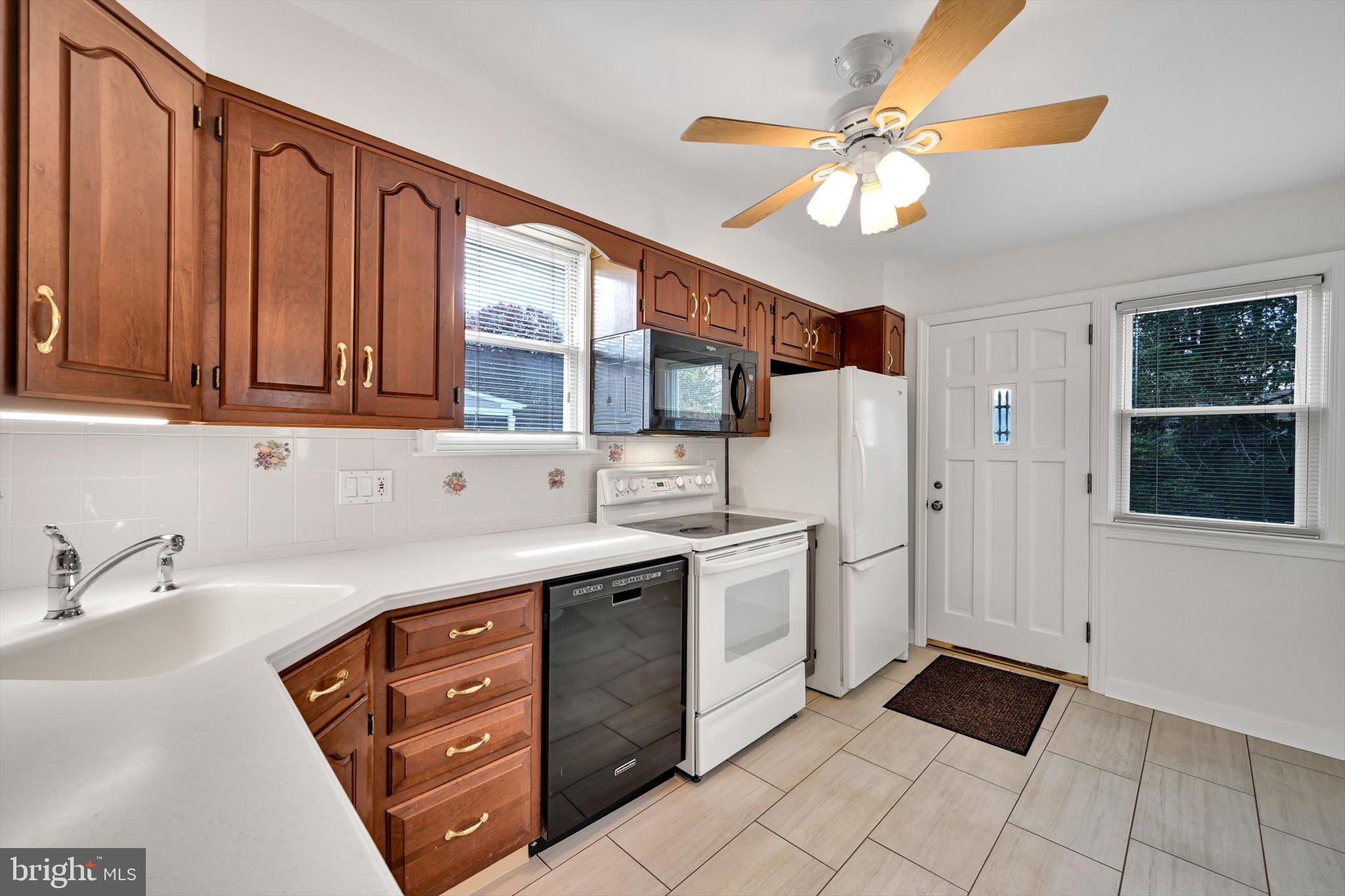 268 Butler Road Springfield, PA 19064 - Photo 8 of 25