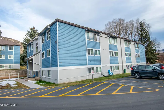 $515,000 | 851 West Beaver Creek Boulevard, Unit B15, Avon, CO 81620