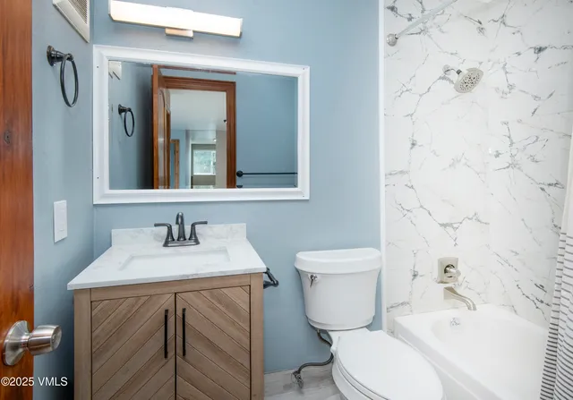 $515,000 | 851 West Beaver Creek Boulevard, Unit B15, Avon, CO 81620