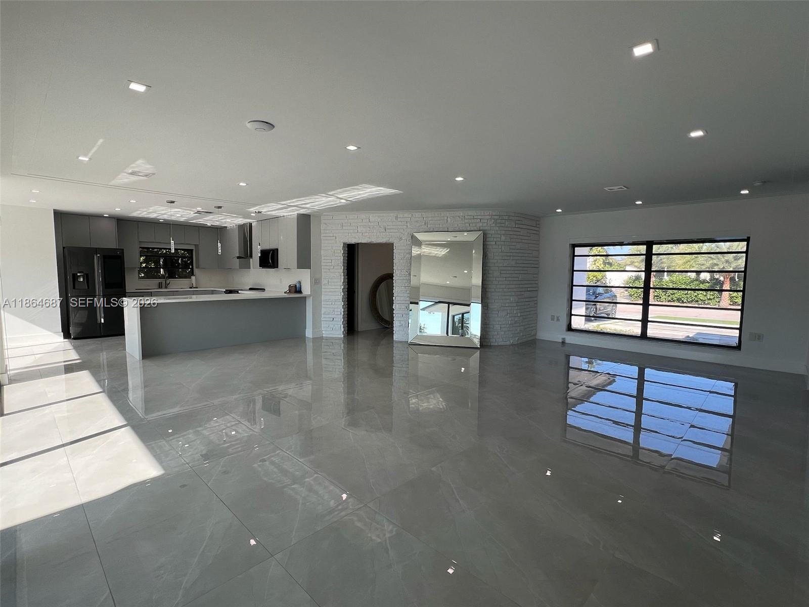 2062 Northeast 121st Road North Miami, FL 33181 - Photo 12 of 43