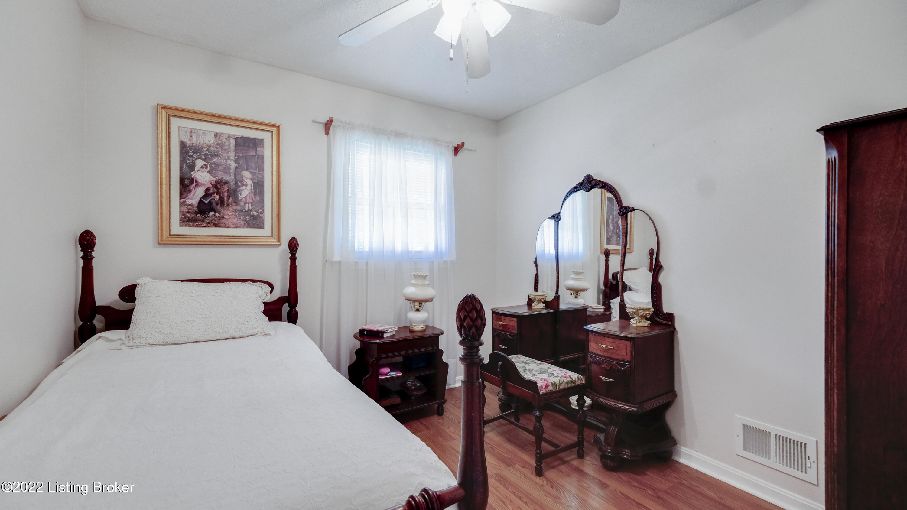 2708 Stephan Road Louisville, KY 40214 - Photo 21 of 32 2808 Stephan Rd-1026