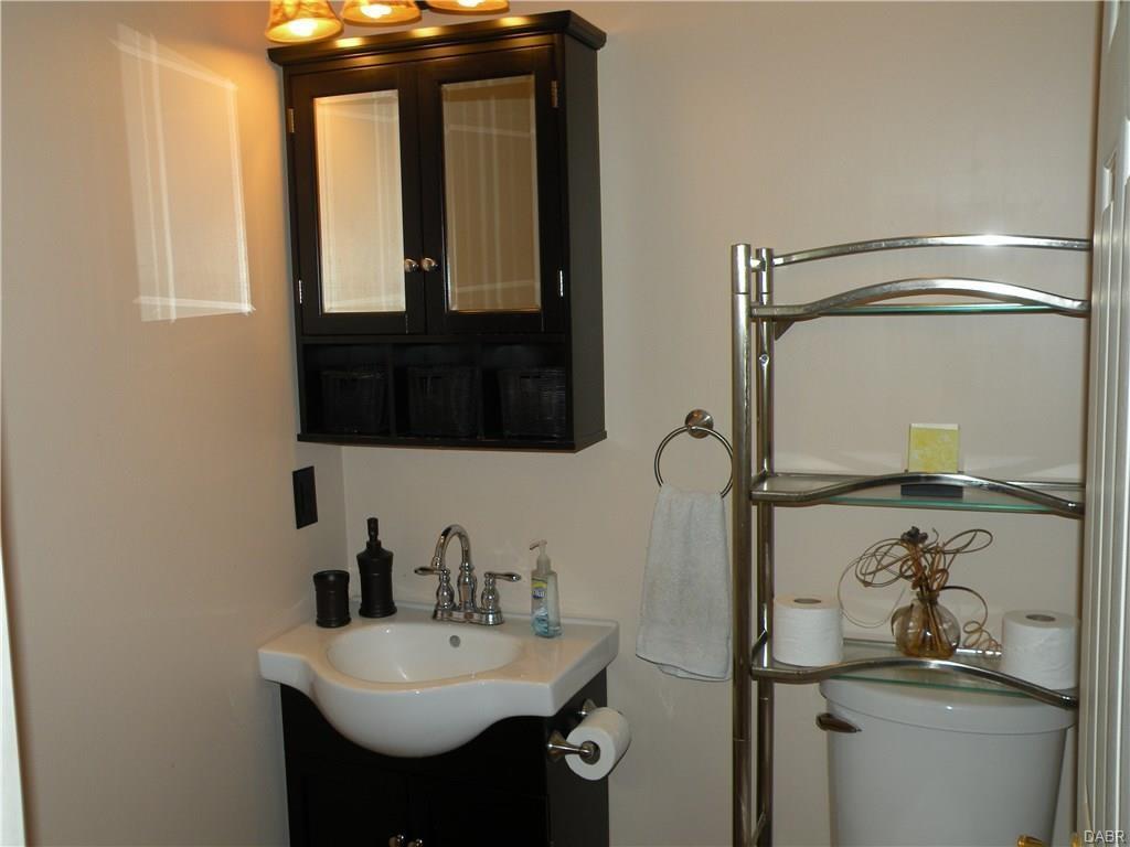 5292 Hogpath Road Greenville, OH 45331 - Photo 11 of 12 Gallery Image 11