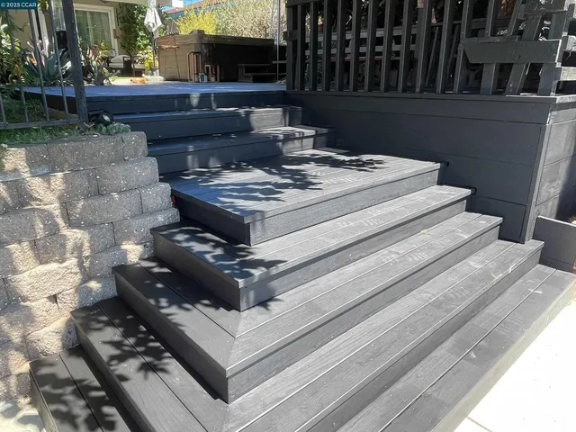 a view of outdoor space with garden view