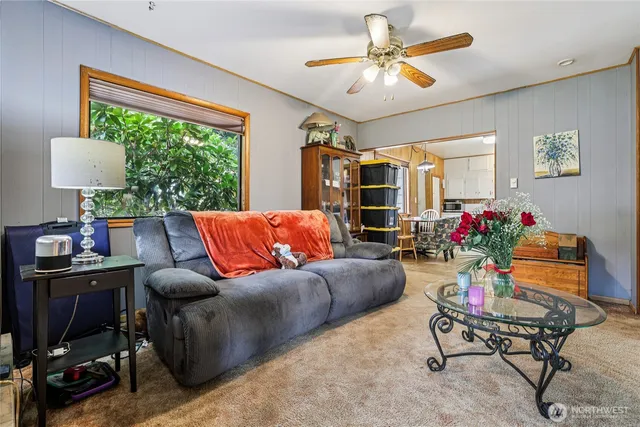 $700,000 | 10544 Upper Preston Road Southeast, Issaquah, WA 98027