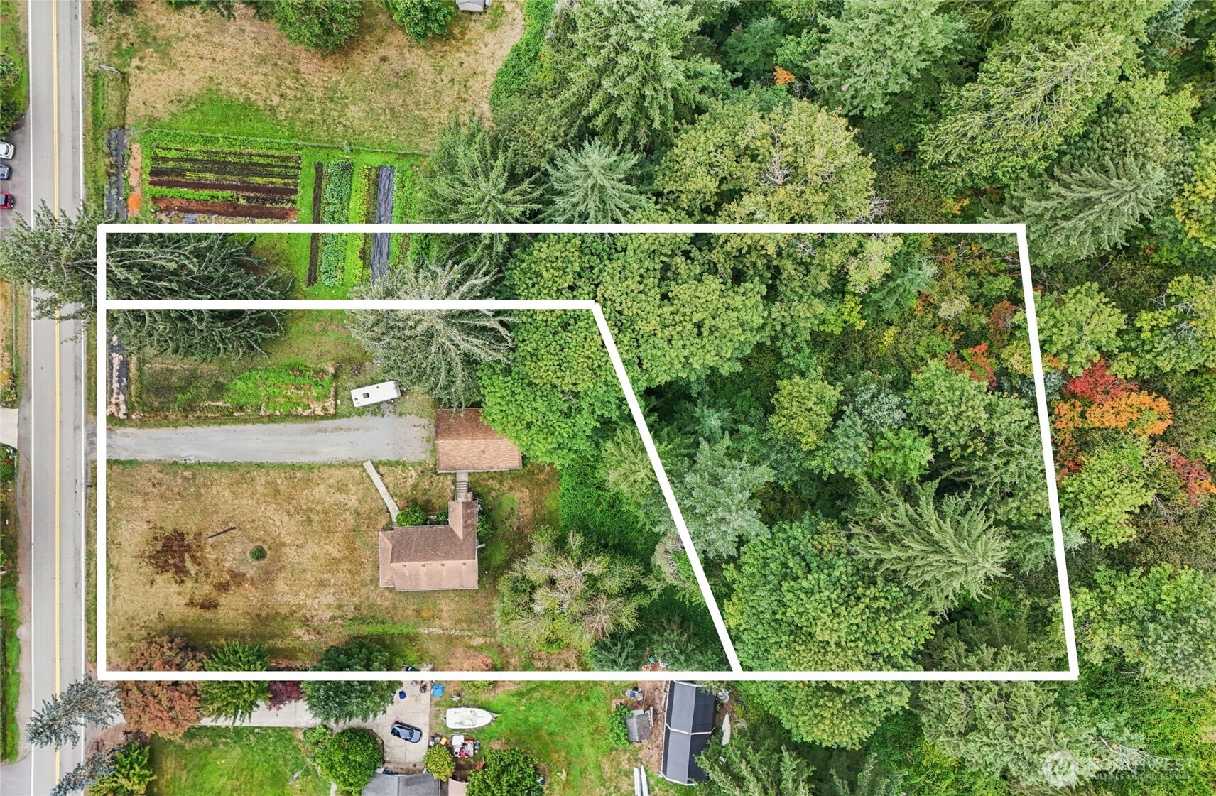 10544 Upper Preston Road Southeast Issaquah, WA 98027 - Photo 2 of 32