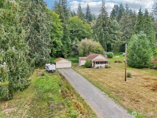 $700,000 | 10544 Upper Preston Road Southeast, Issaquah, WA 98027