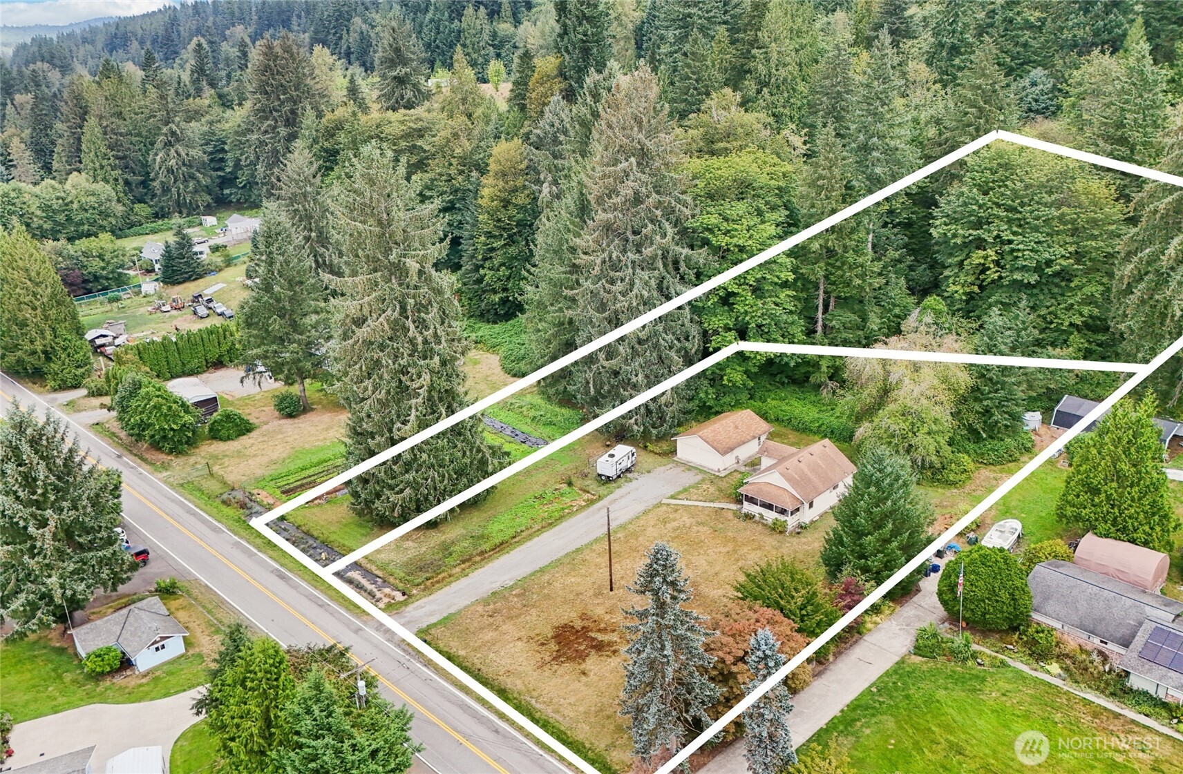 10544 Upper Preston Road Southeast Issaquah, WA 98027 - Photo 30 of 32