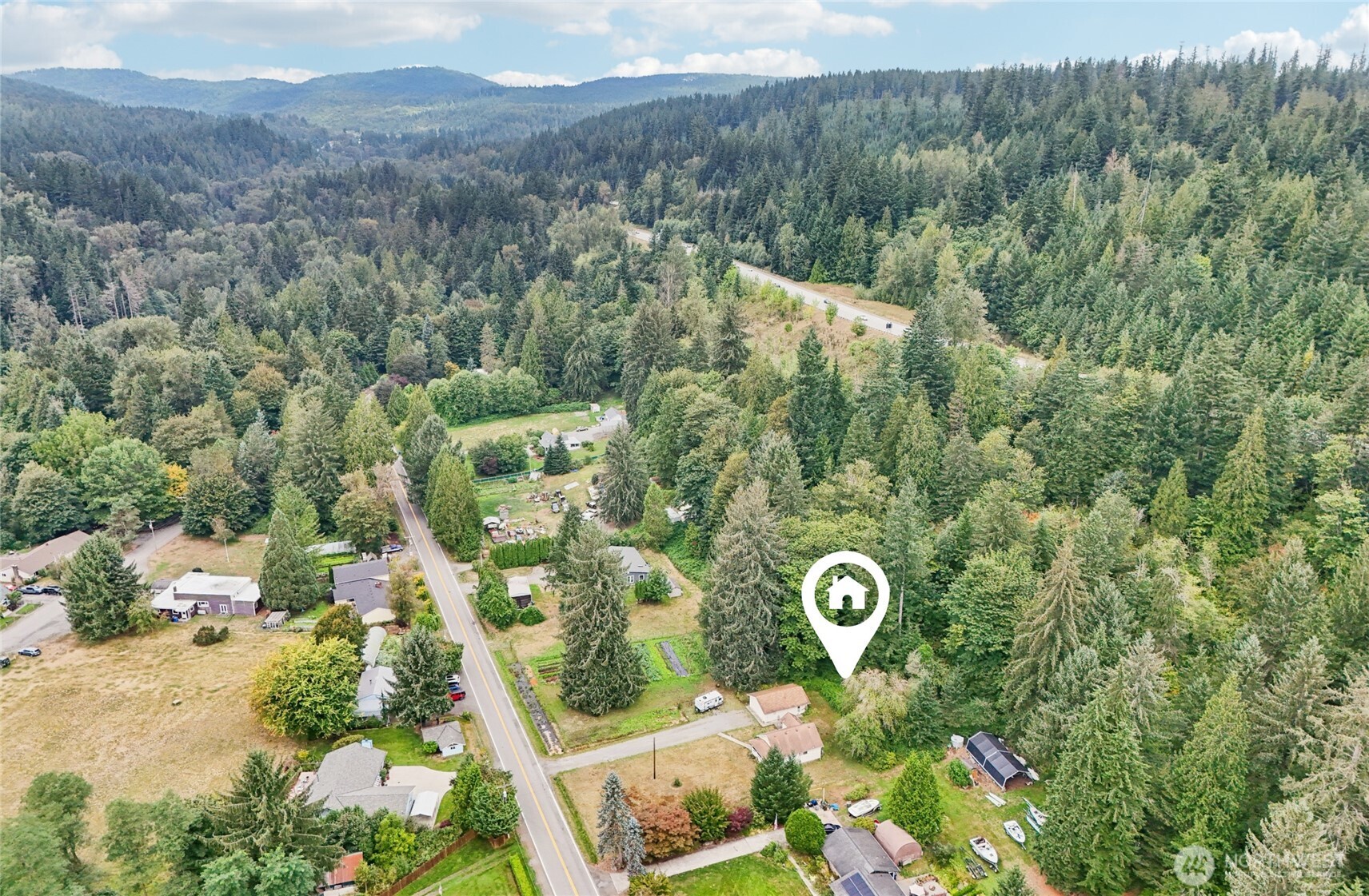 10544 Upper Preston Road Southeast Issaquah, WA 98027 - Photo 4 of 32