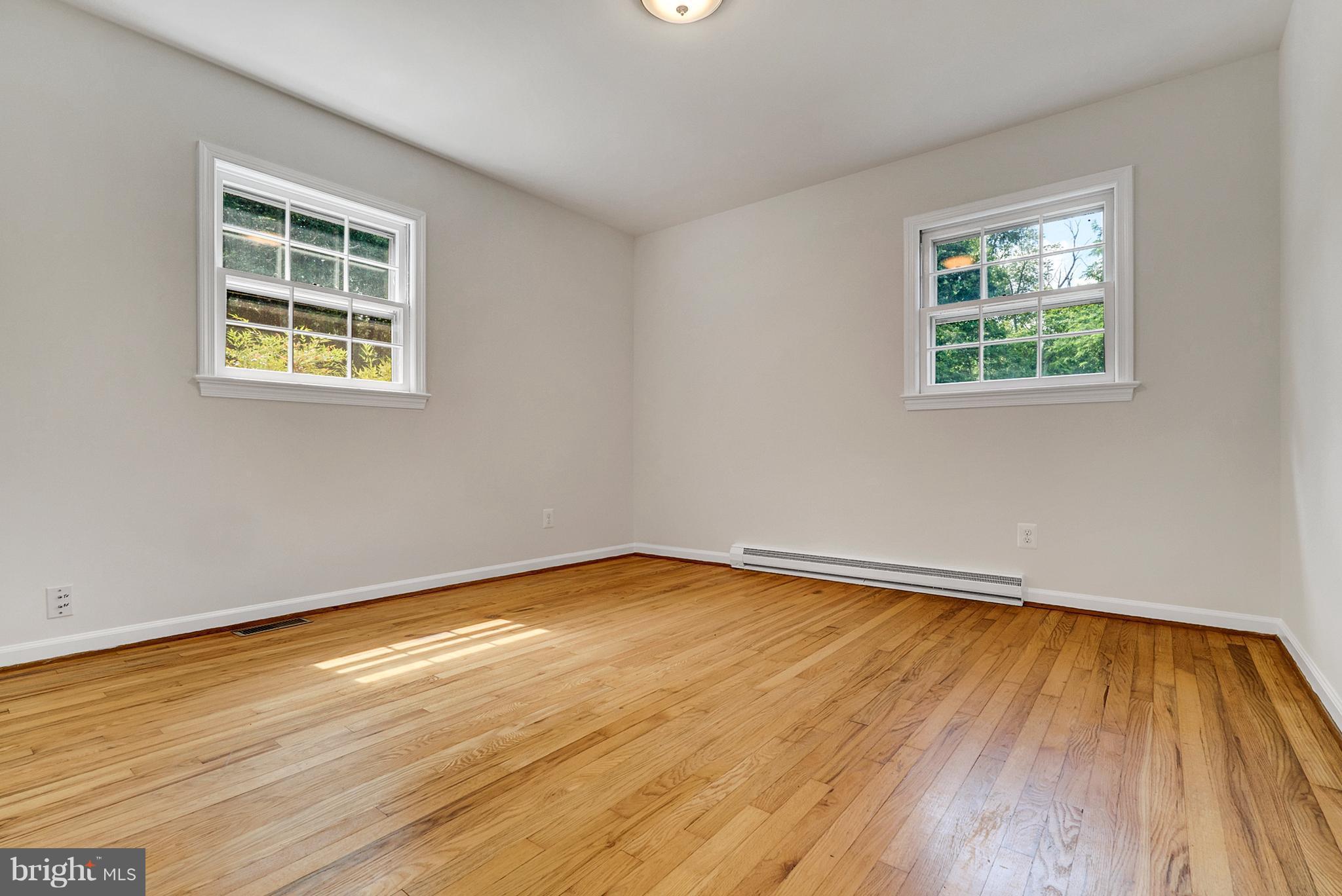 10589 Cliff Mills Road Marshall, VA 20115 - Photo 22 of 30 Bedroom