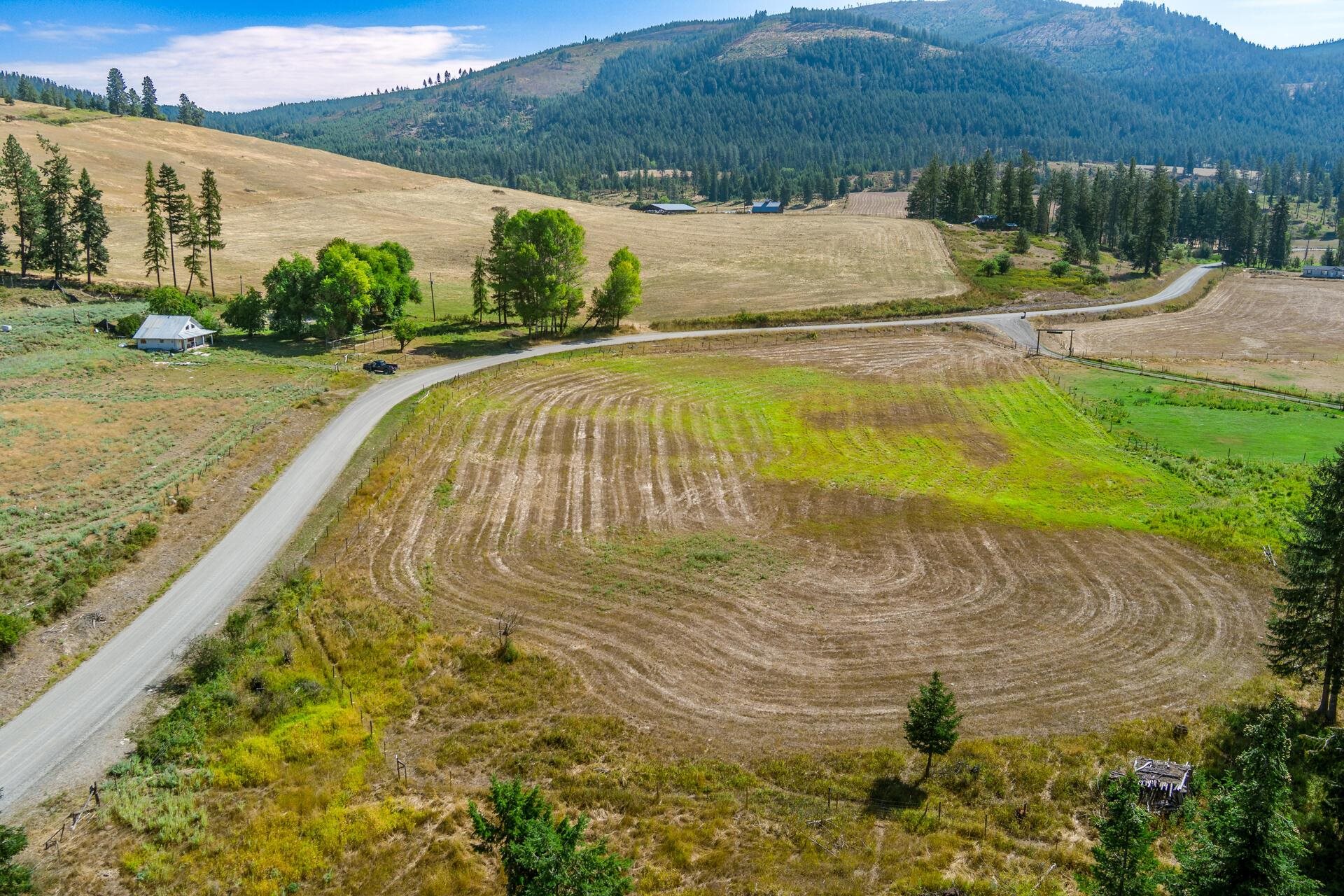 1949 Scott Road, Unit B Rice, WA 99167 - Photo 15 of 35