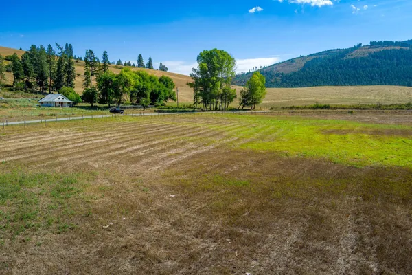 $295,000 | 1949 Scott Road, Unit B, Rice, WA 99167