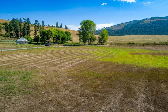 $295,000 | 1949 Scott Road, Unit B, Rice, WA 99167