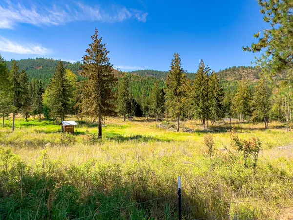 $295,000 | 1949 Scott Road, Unit B, Rice, WA 99167