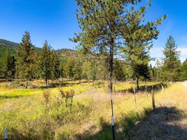 $295,000 | 1949 Scott Road, Unit B, Rice, WA 99167