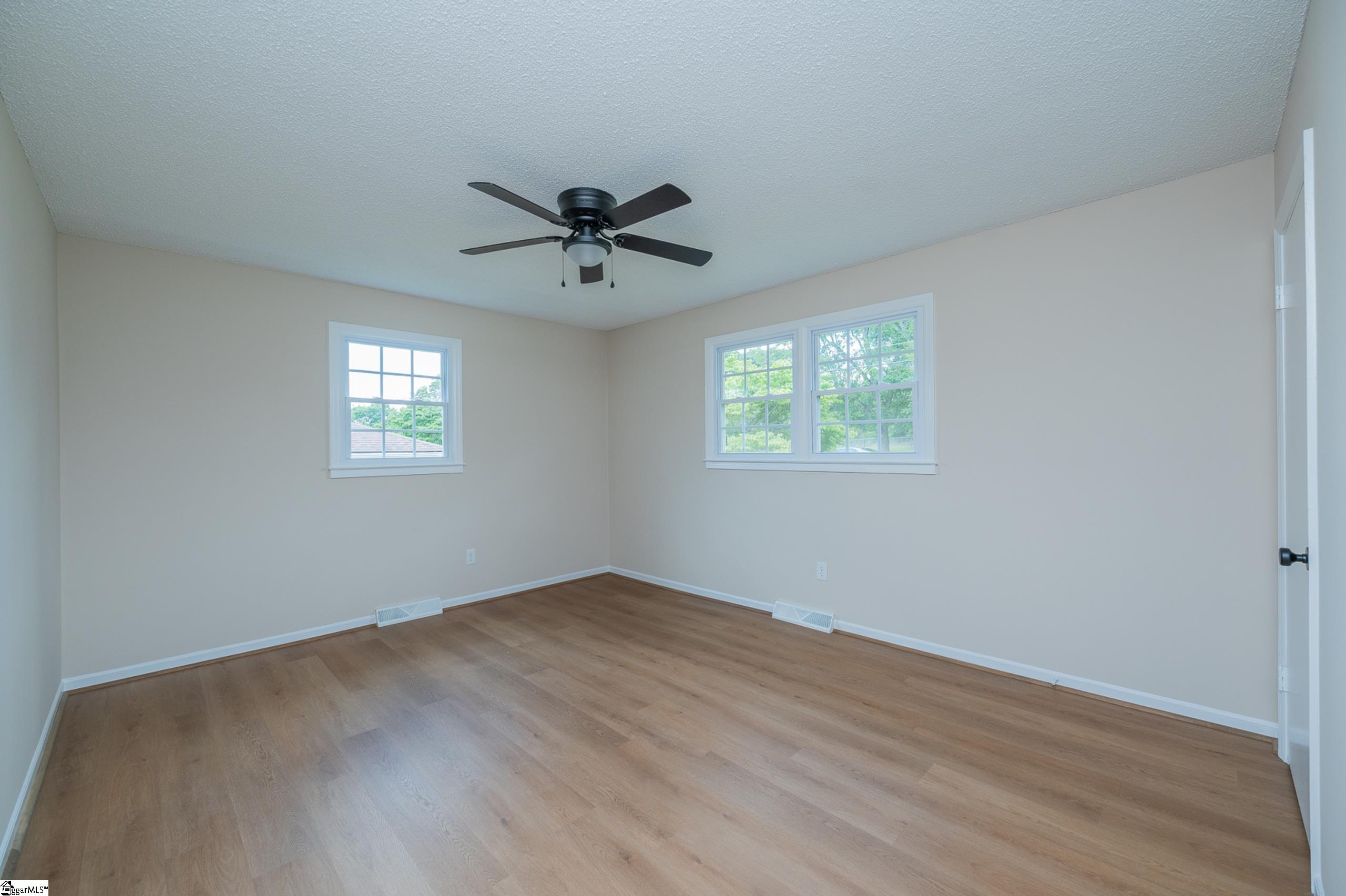 115 Wolfe Road Greer, SC 29650 - Photo 23 of 32