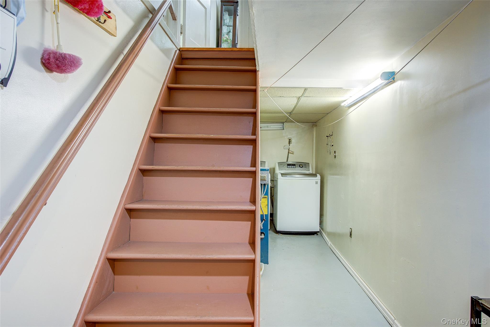 161-10 84th Road Queens, NY 11432 - Photo 37 of 44 a view of entryway