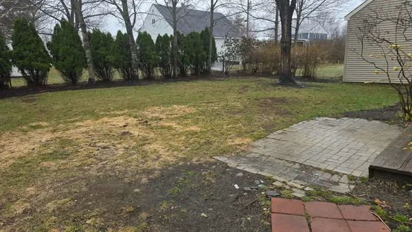 $3,000 | 15 Lafayette Terrace, Unit B, North Hampton, NH 03862