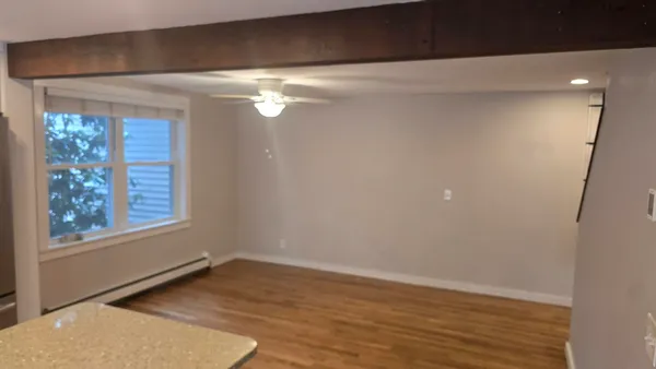 $3,000 | 15 Lafayette Terrace, Unit B, North Hampton, NH 03862