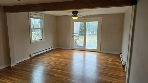 $3,000 | 15 Lafayette Terrace, Unit B, North Hampton, NH 03862