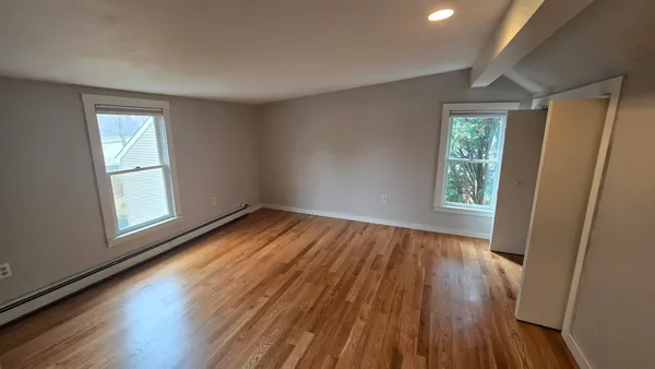 $3,000 | 15 Lafayette Terrace, Unit B, North Hampton, NH 03862