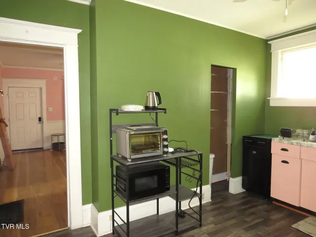 $134,900 | 1203 Virginia Avenue Northwest, Norton, VA 24273