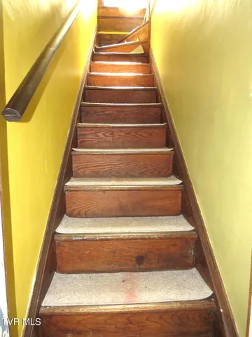 $134,900 | 1203 Virginia Avenue Northwest, Norton, VA 24273