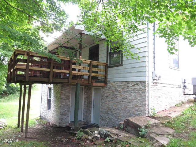 $134,900 | 1203 Virginia Avenue Northwest, Norton, VA 24273