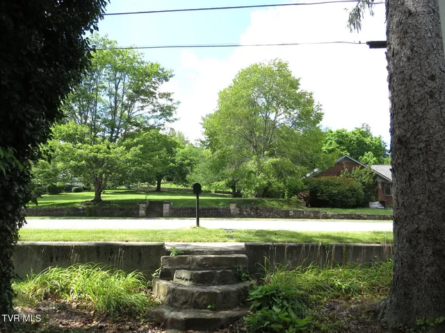 $134,900 | 1203 Virginia Avenue Northwest, Norton, VA 24273