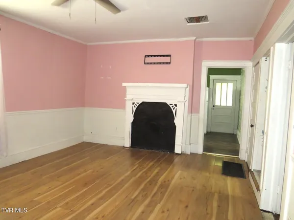 $129,900 | 1203 Virginia Avenue Northwest, Norton, VA 24273