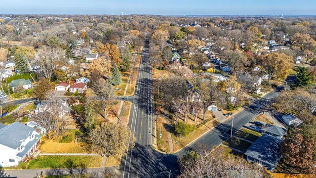 $275,000 | 3905 Reservoir Boulevard, Columbia Heights, MN 55421