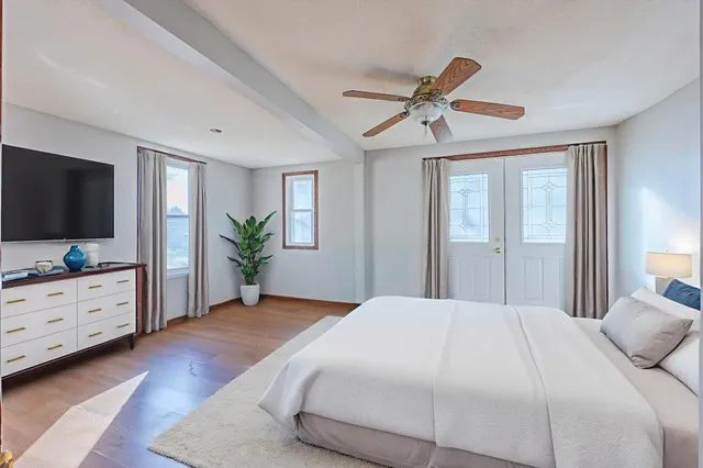 $260,000 | 3905 Reservoir Boulevard, Columbia Heights, MN 55421