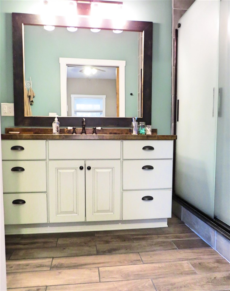 16415 Murray Road Byron, MI 48418 - Photo 22 of 59 50036776-21.JPG