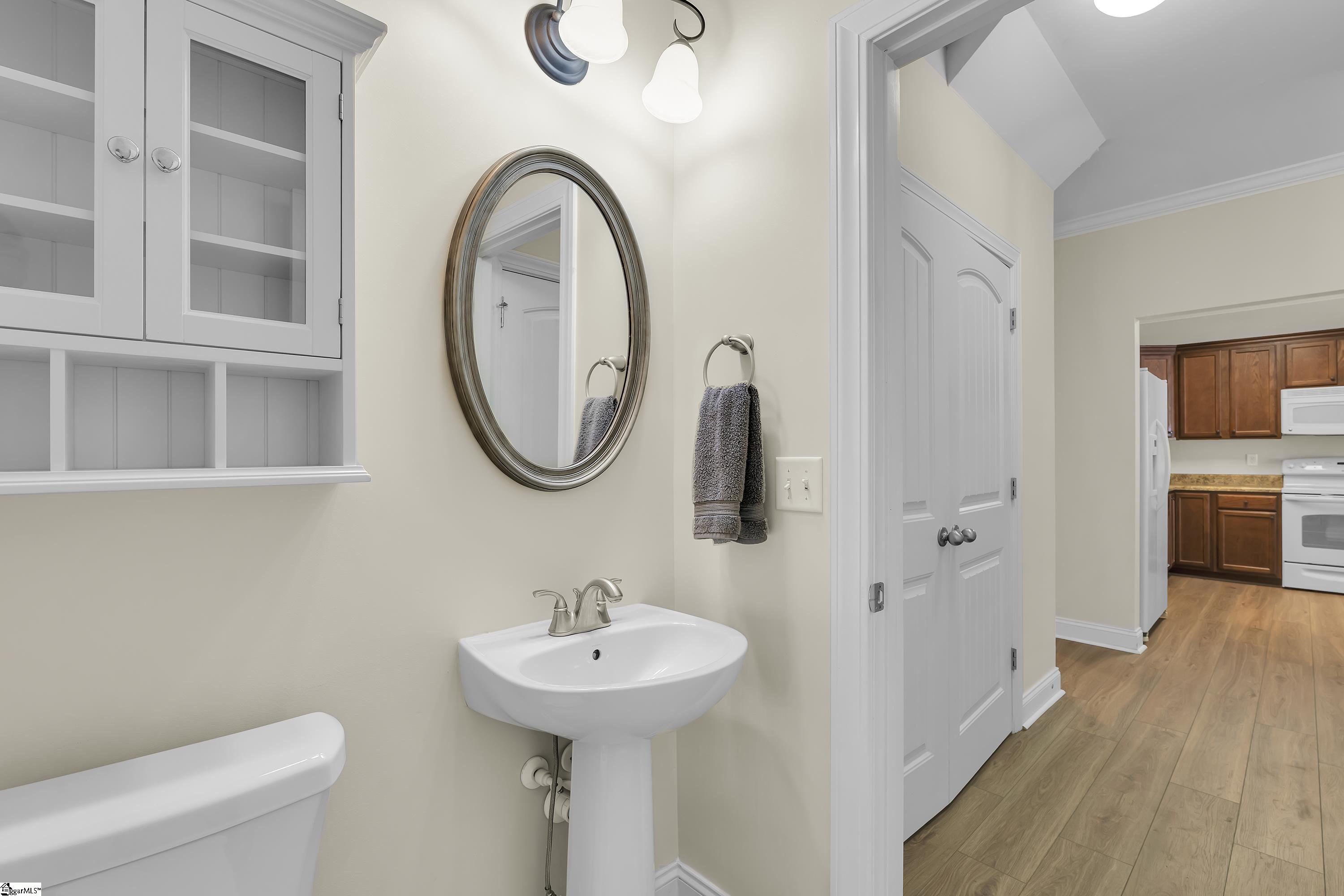 147 Trailside Lane Greenville, SC 29607 - Photo 7 of 32