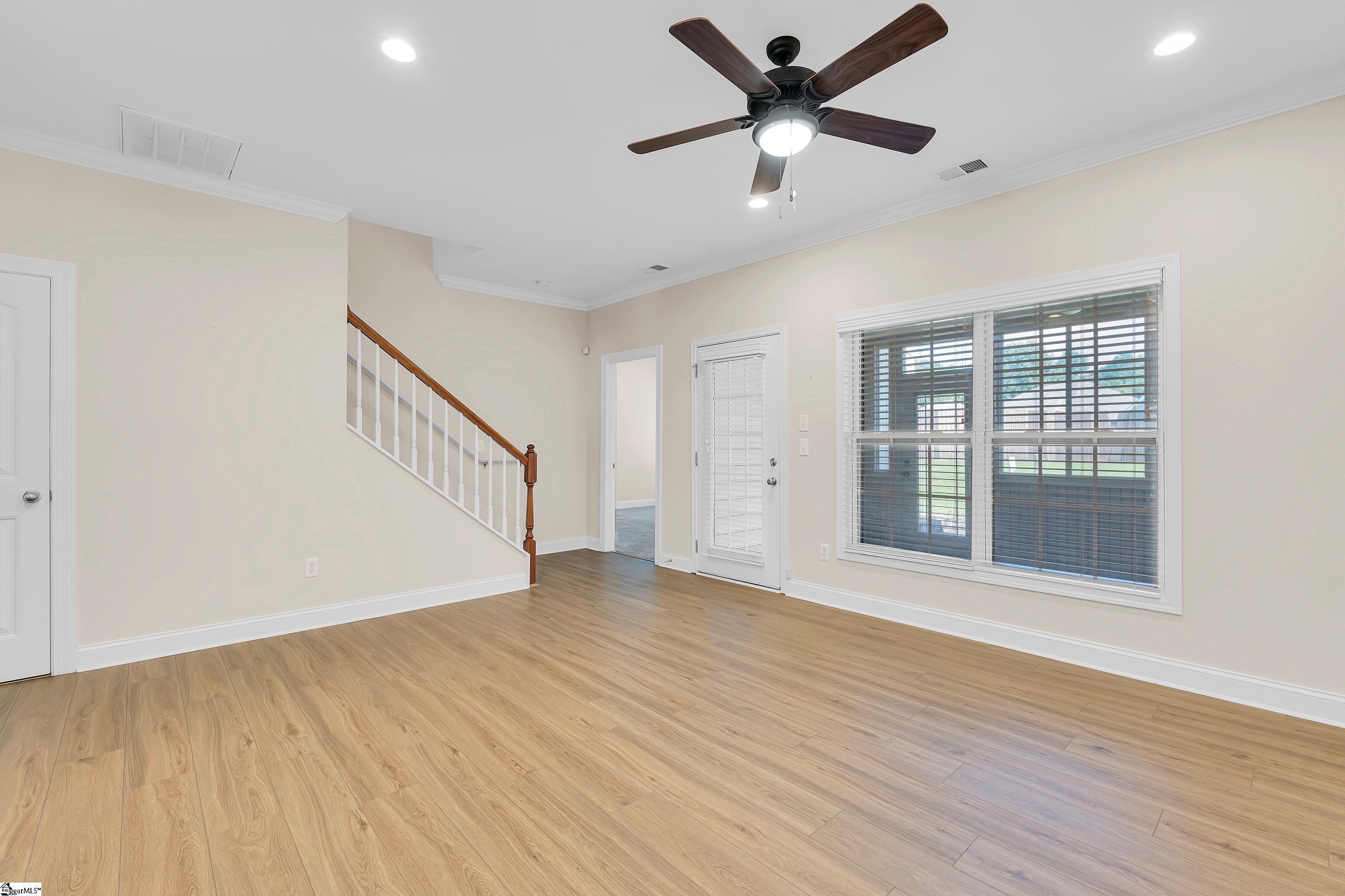 147 Trailside Lane Greenville, SC 29607 - Photo 10 of 32