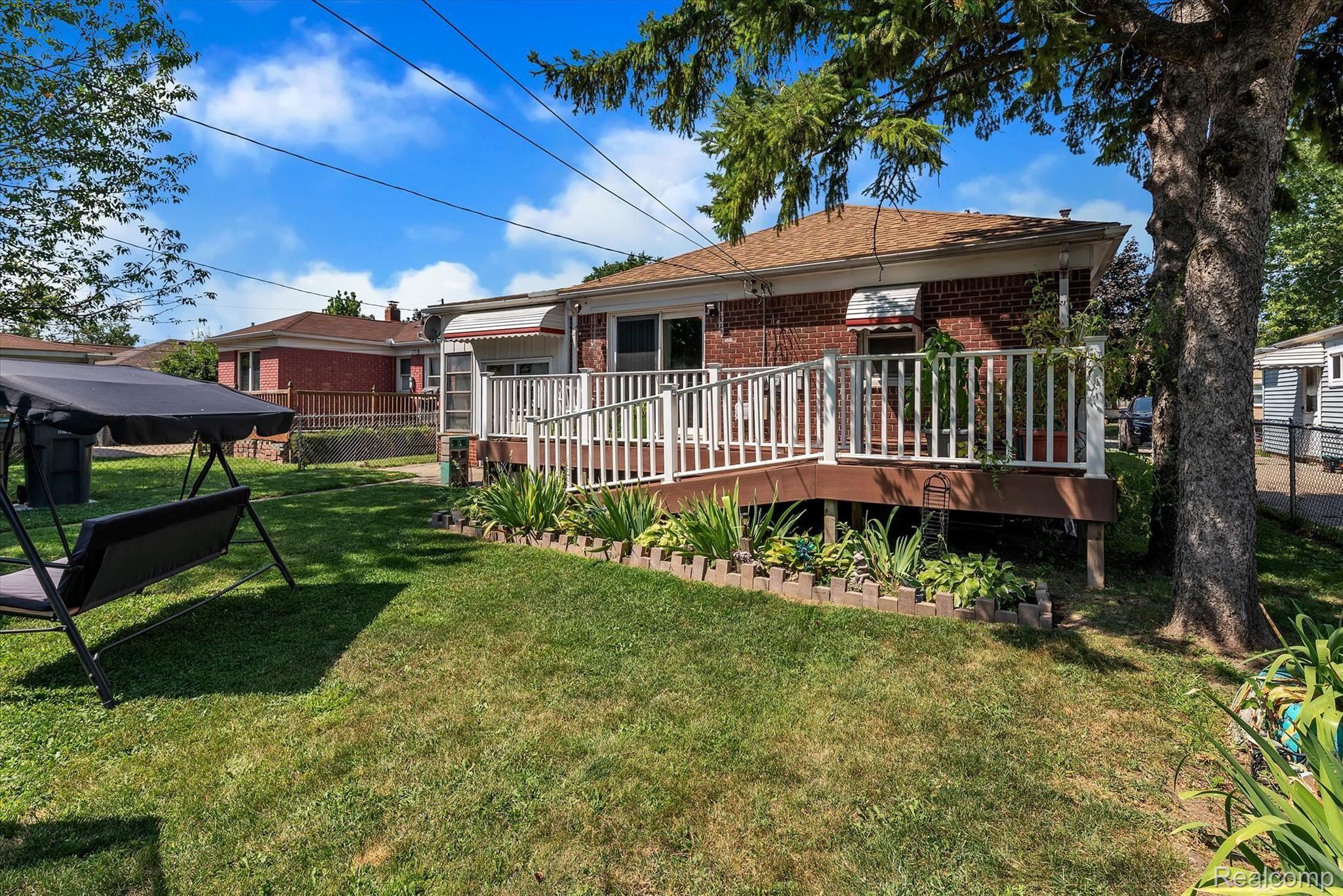 17678 Ruth Street Melvindale, MI 48122 - Photo 32 of 44 back5.jpg
