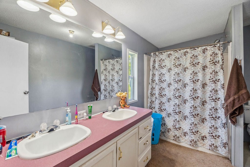 1640 Slab Town Road Sugar Grove, VA 24375 - Photo 19 of 42 Gallery Image 19