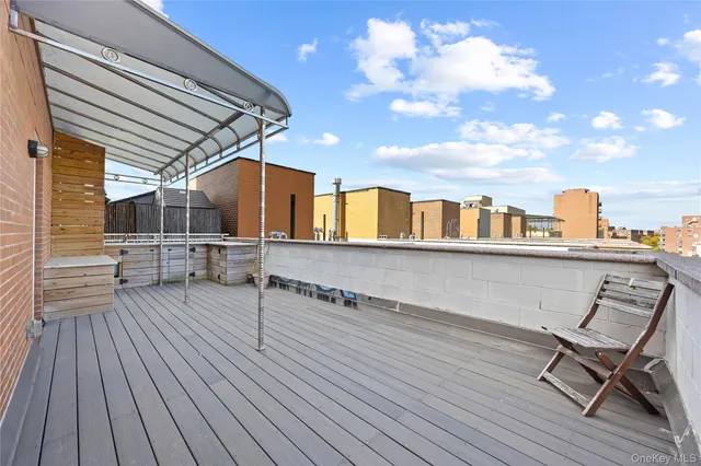 $688,000 | 136-21 Latimer Place, Unit 5H | Flushing