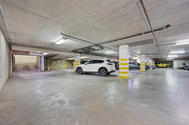 $688,000 | 136-21 Latimer Place, Unit 5H | Flushing