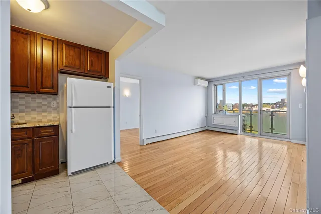 $688,000 | 136-21 Latimer Place, Unit 5H | Flushing