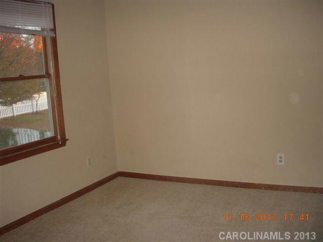 14737 Smith Road Charlotte, NC 28273 - Photo 7 of 10