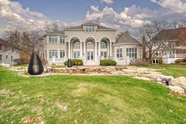 $1,279,000 | 4206 Royal Fox Drive, St. Charles, IL 60174