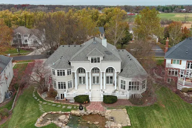 $1,279,000 | 4206 Royal Fox Drive, St. Charles, IL 60174