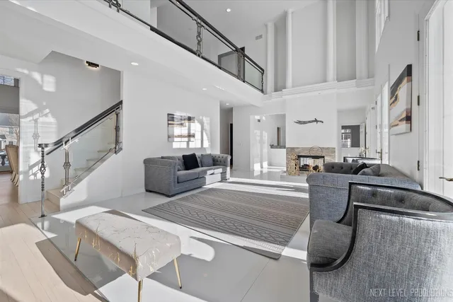 $1,279,000 | 4206 Royal Fox Drive, St. Charles, IL 60174