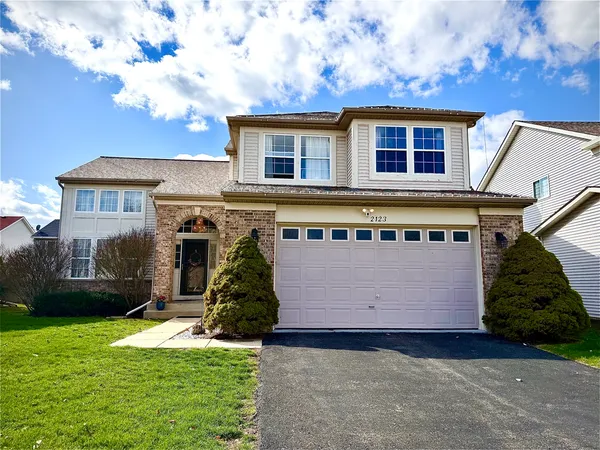 $600,000 | 2123 Skylane Drive, Naperville, IL 60564