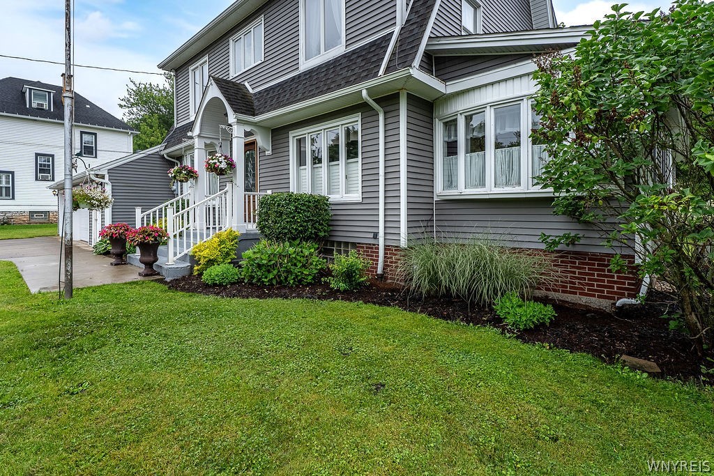 110 North Cayuga Road Amherst, NY 14221 - Photo 3 of 50
