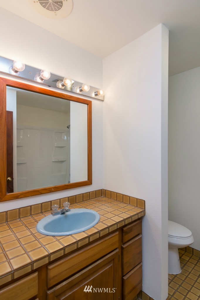1321 Old Samish Road Bellingham, WA 98229 - Photo 11 of 24 Gallery Image 11