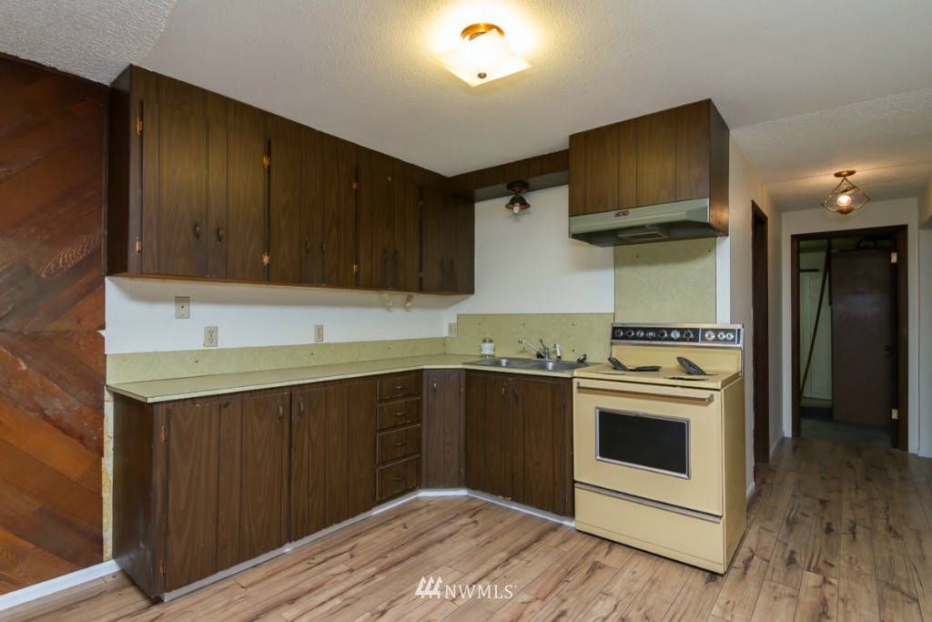 1321 Old Samish Road Bellingham, WA 98229 - Photo 13 of 24 Gallery Image 13