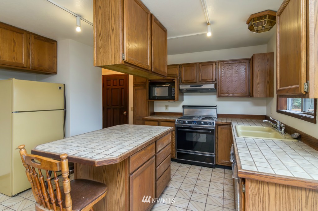 1321 Old Samish Road Bellingham, WA 98229 - Photo 8 of 24 Gallery Image 8