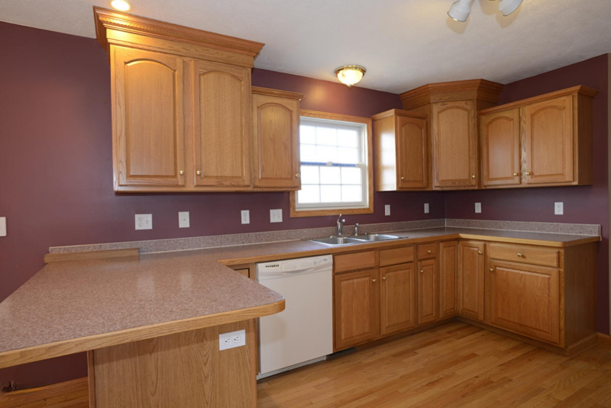 5310 South Waverly Road Onondaga, MI 49264 - Photo 8 of 32 S Waverly Rd (13 of 34).jpg