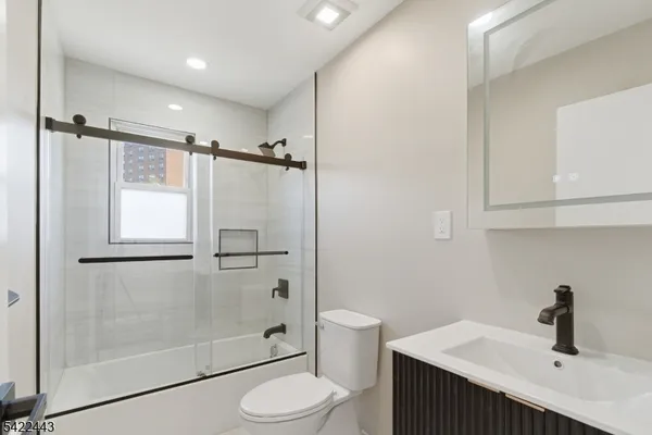 $2,500 | 293 North Center Street, Orange, NJ 07050